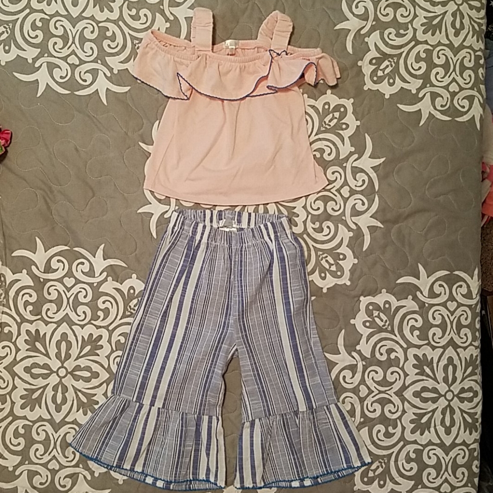 Two piece 3T outfit. Pants and shirt